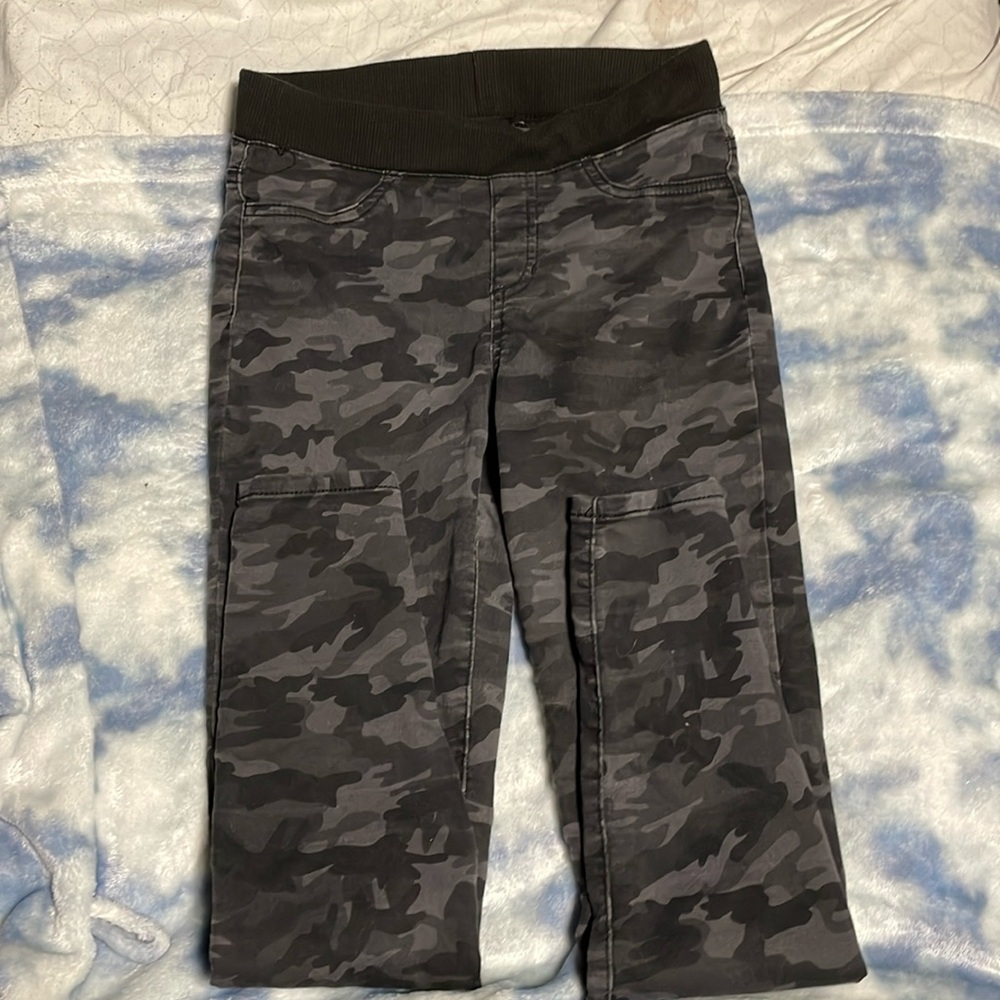 Camouflage pattern jeggings